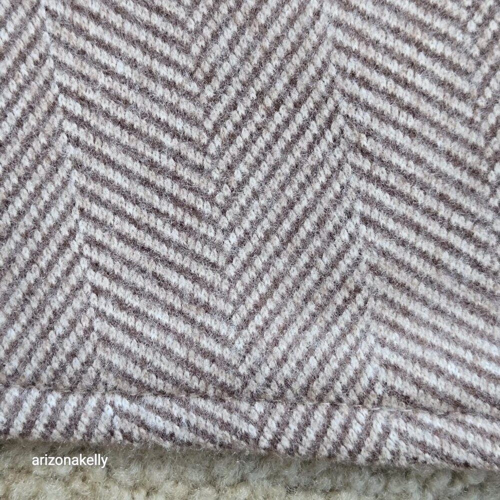 NWOT Tan Wool Herringbone Tailored/Structured Scarf Menswear Haberdashery - Picture 9 of 14